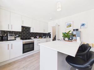 Kitchen- click for photo gallery